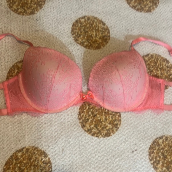 Victoria’s Secret VS Neon coral pink lace push-up bra 34DD - Picture 1 of 2